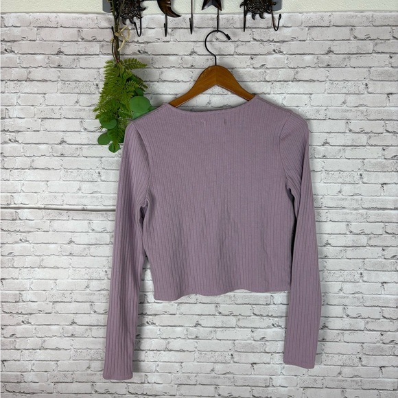 Madewell Lavender Hook and Eye Closure Front Ribbed Long Sleeve - Picture 4 of 4